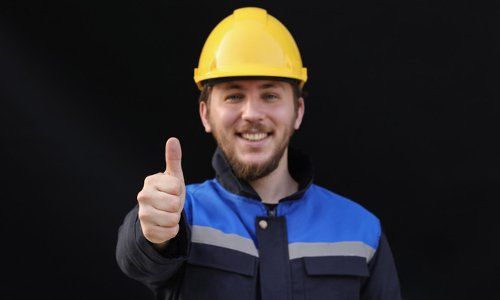 Contractor with a thumbs up