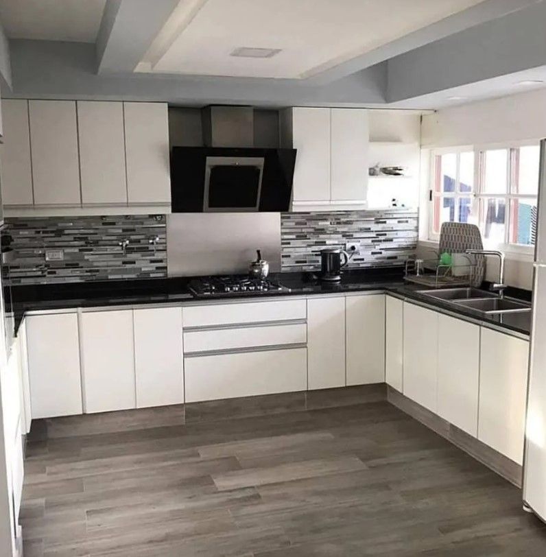 MIRÓ EQUIPAMIENTO A MEDIDA EN SALTA