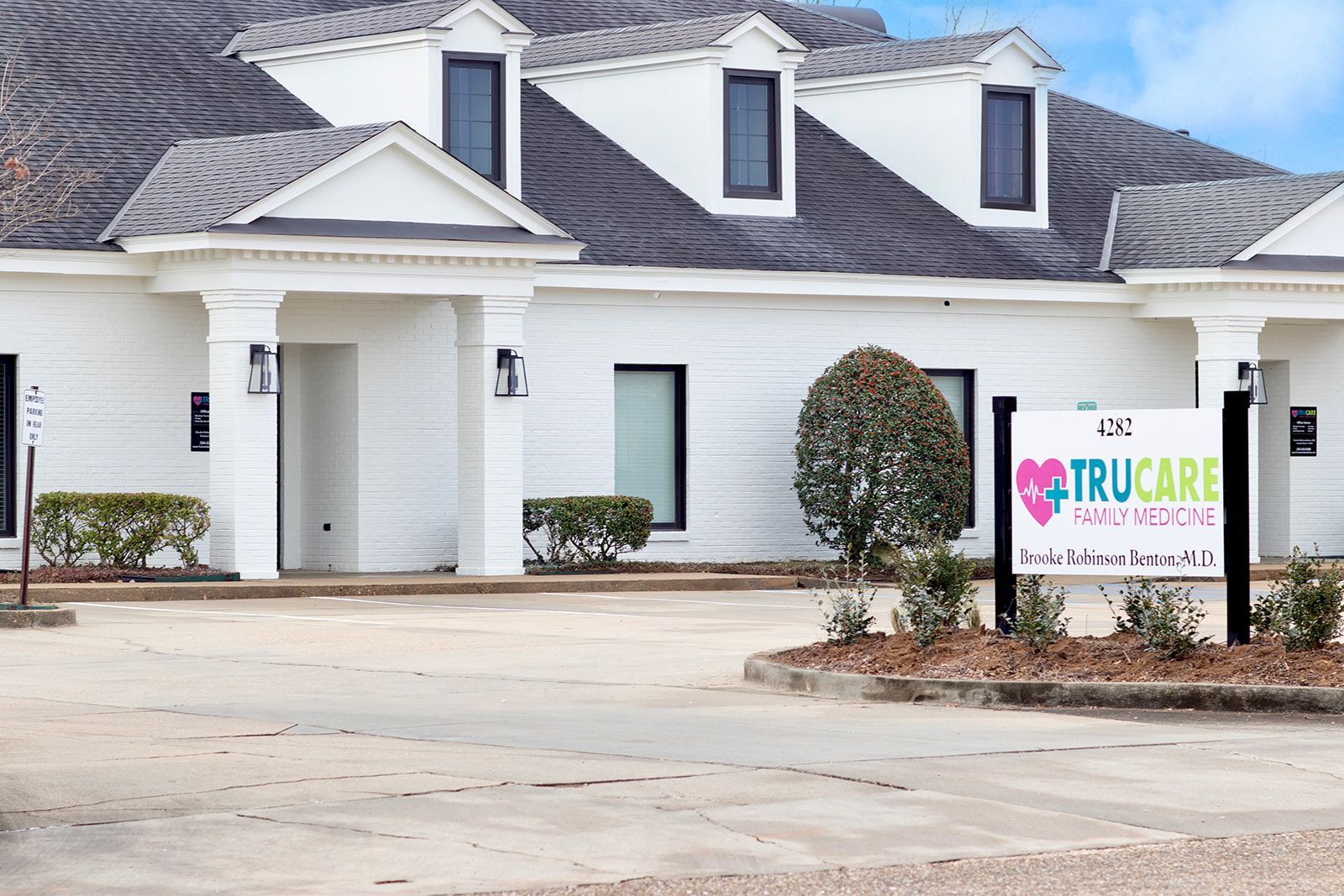 TruCare Family Medicine in Montgomery Office Photos