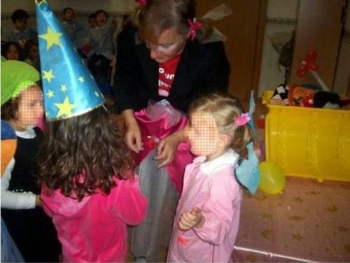 Bambine che partecipano al laboratorio teatrale