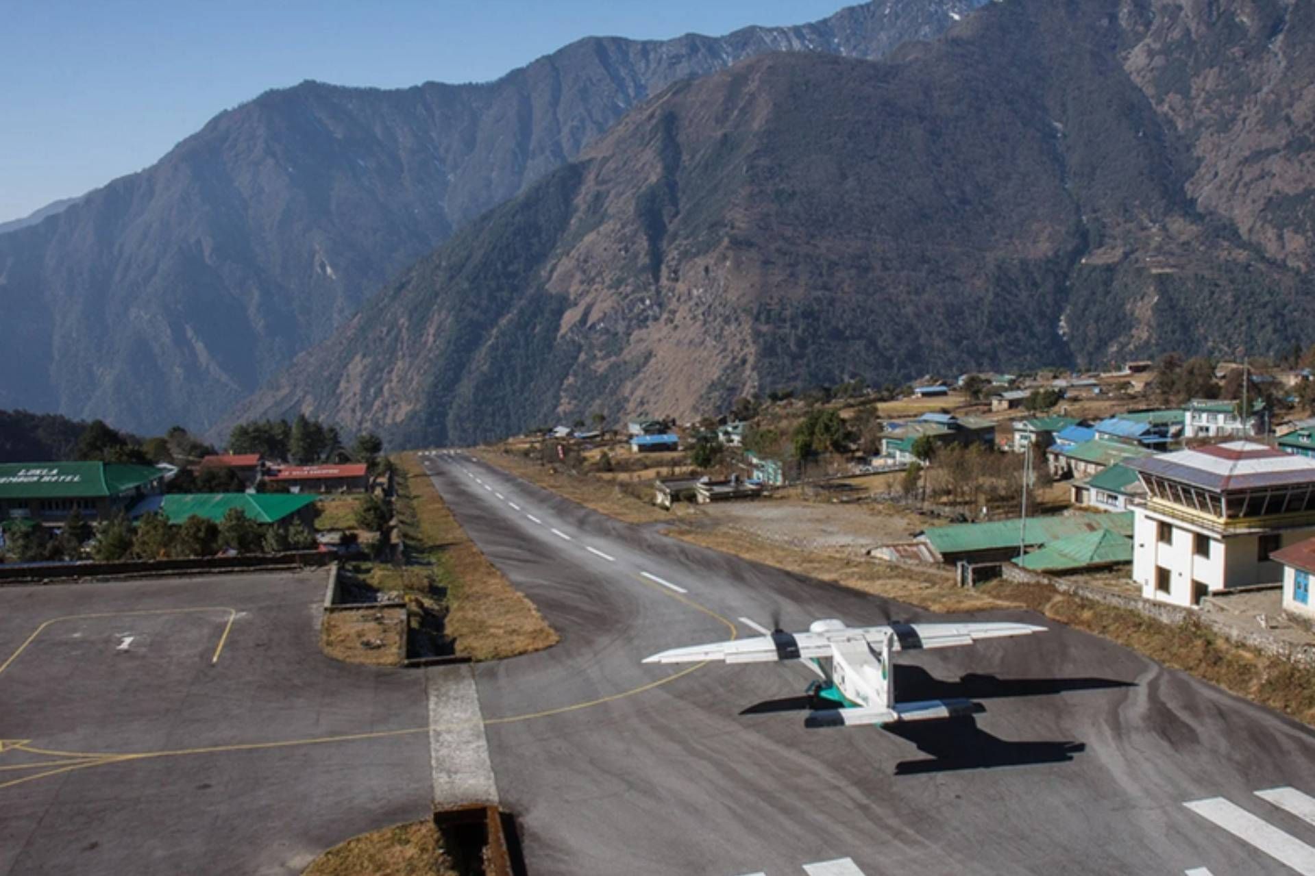 aeroporto più pericoloso la mondo lukla