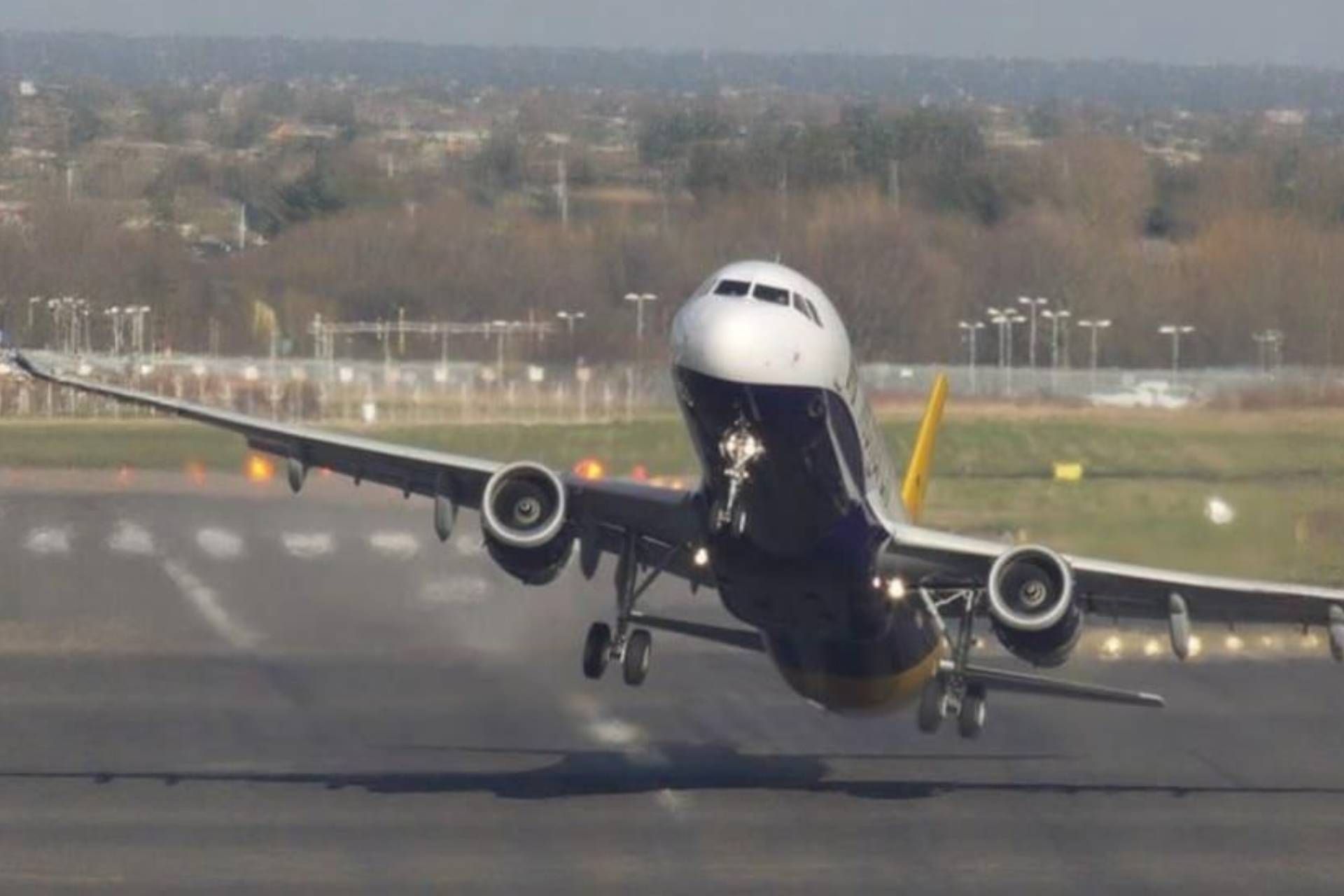 Crosswind landing atterraggio con il vento trasversale