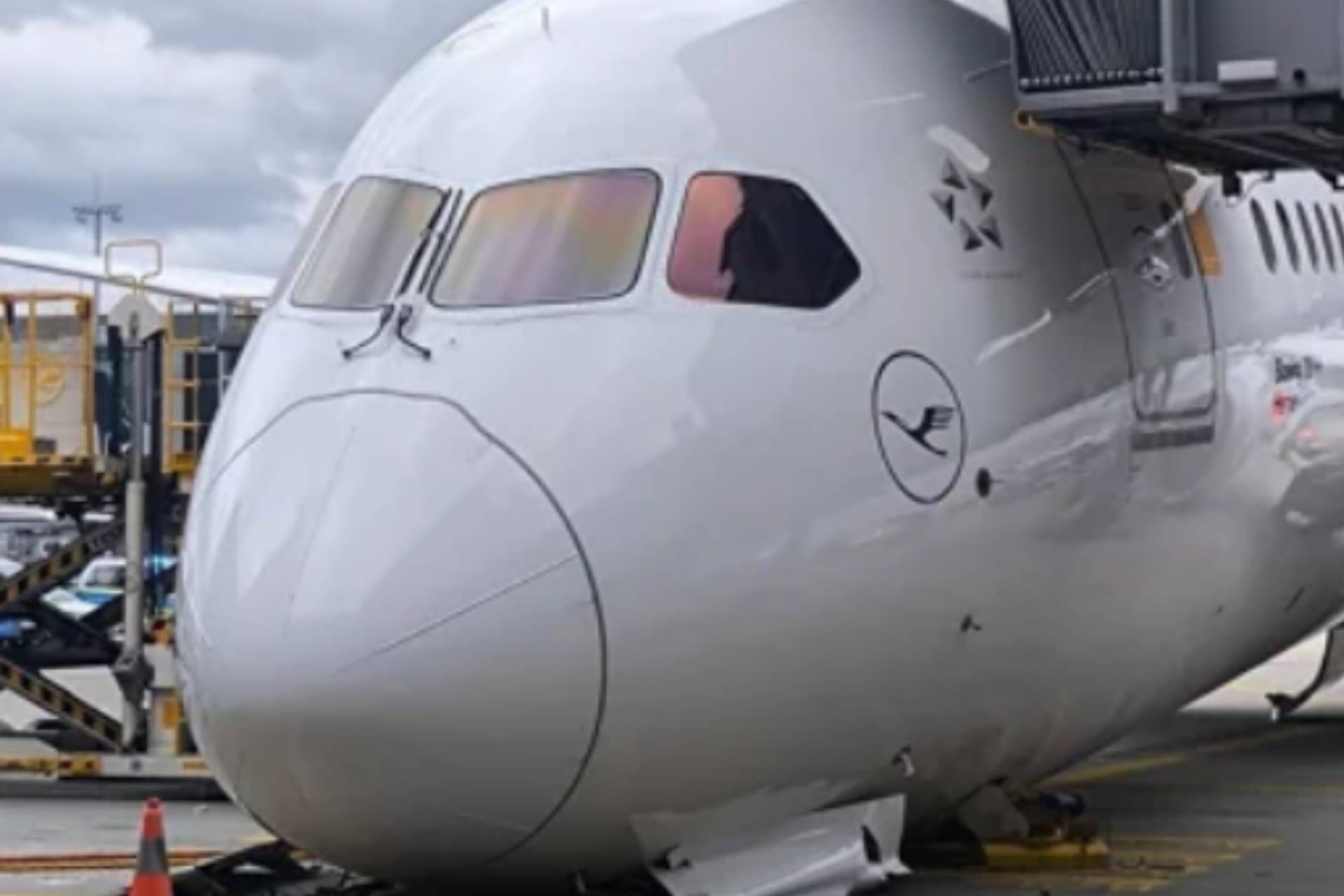 Incidente al Boeing 787 di Francoforte: cosa rivela il rapporto BFU?