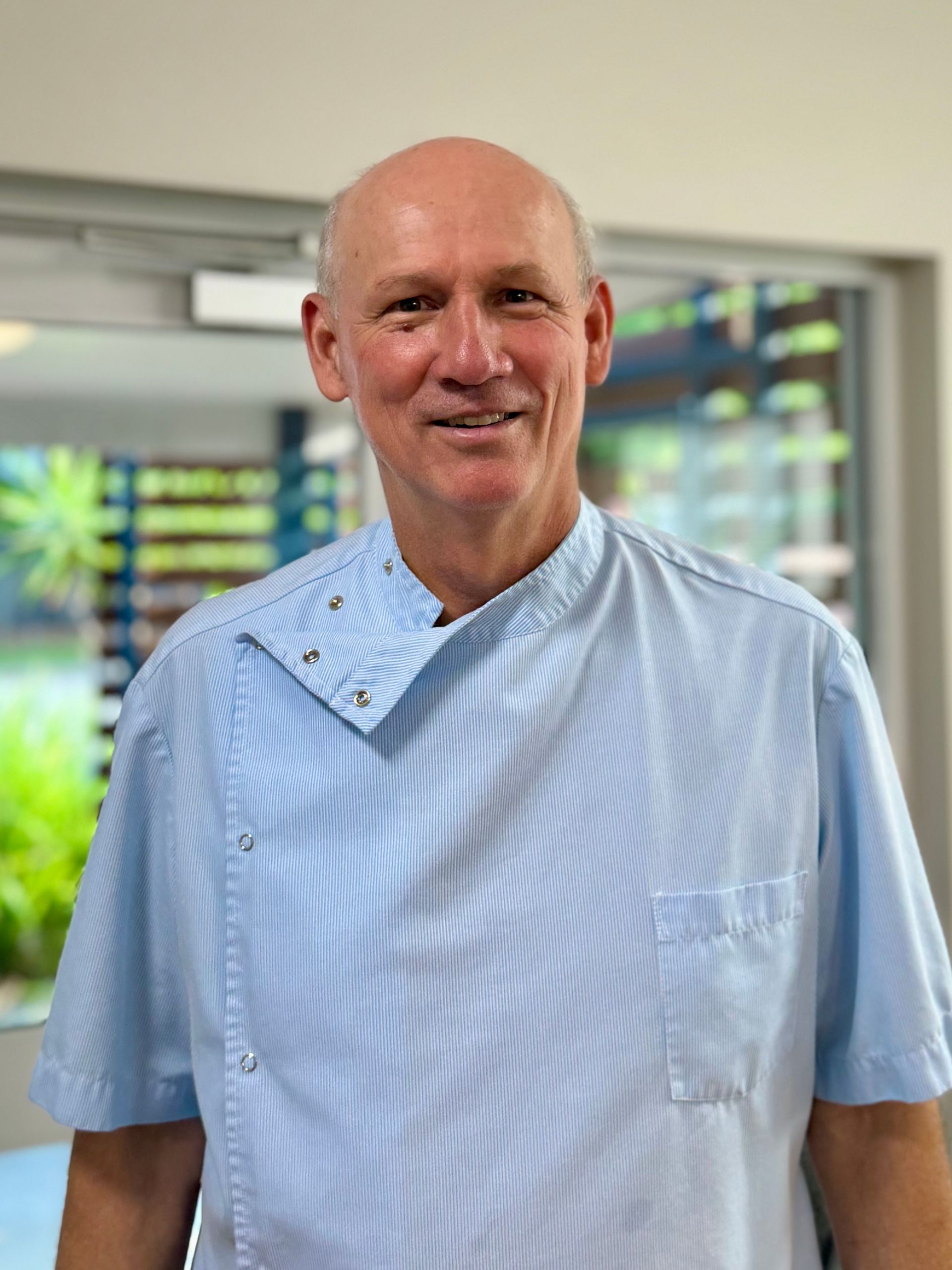 Practice Principal: Dr Barry Bennett BDSc (Hons)
