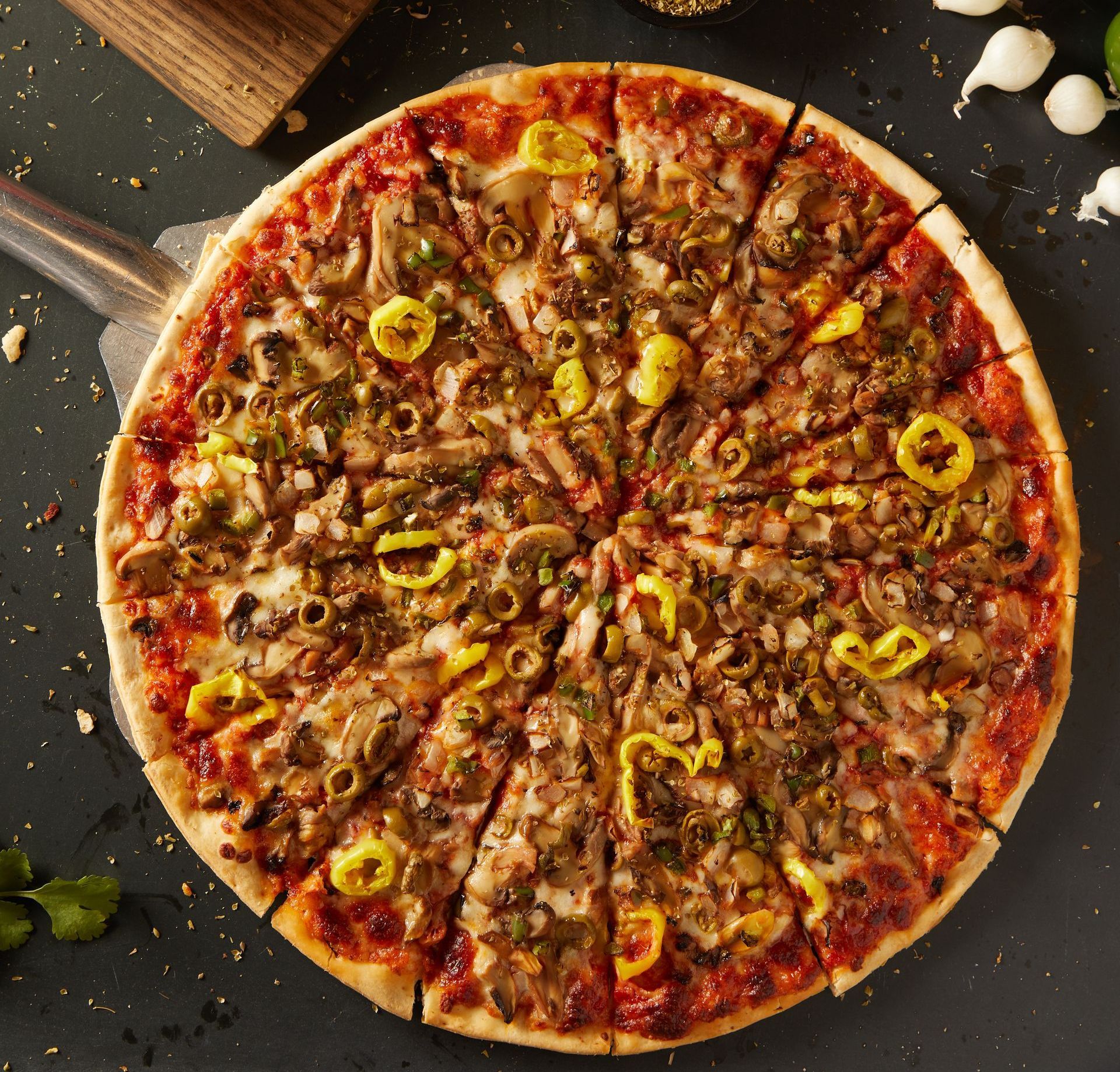Best Thin Crust Pizza In Ohio, What Goes Into It? Plaza Pizza®
