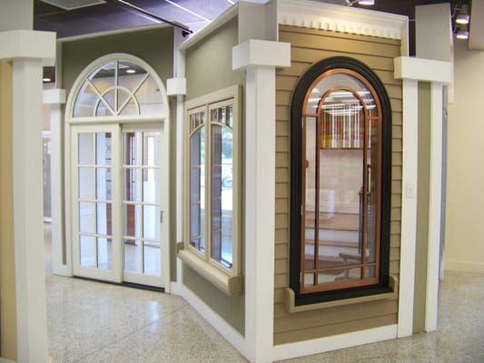 A room with a lot of windows and doors