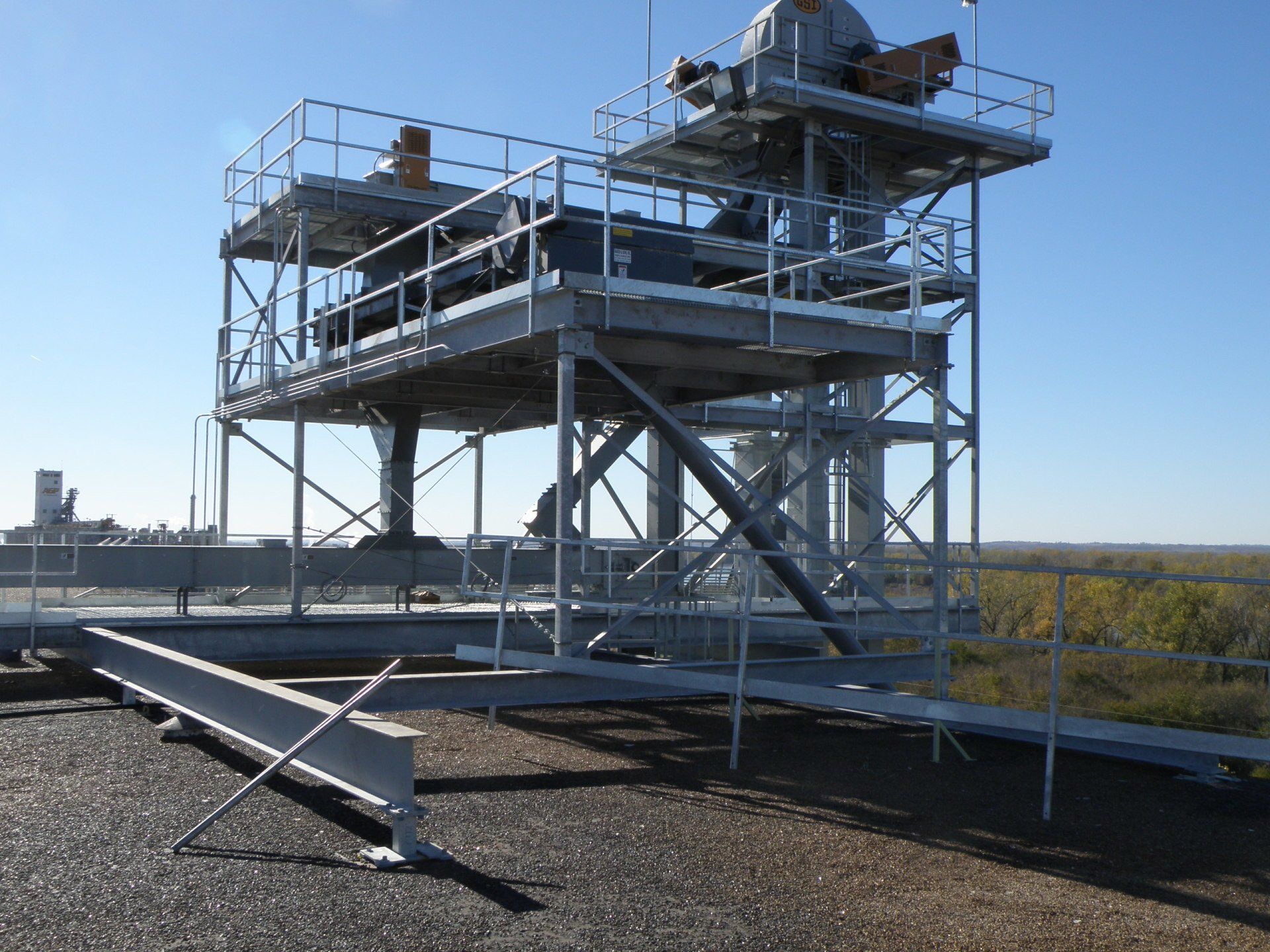 Metal Grain Platform — Grain Facility in Cedar Rapids, IA