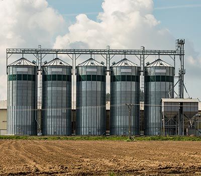 Fertilizer Equipment Installation — Farm Grain Storage in Cedar Rapids, IA