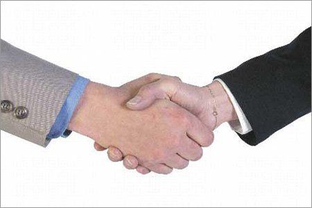 Couple Handshaking — Royal Oak, MI — Melder & Melder, P.C.