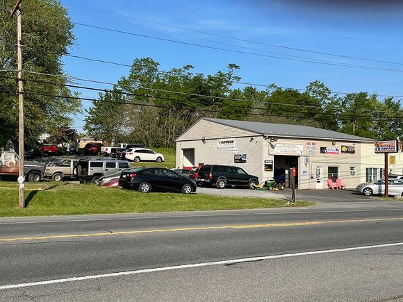 Business Building With Cars Outside — Hagerstown, MD — Guaranteed Truck & Auto Repair