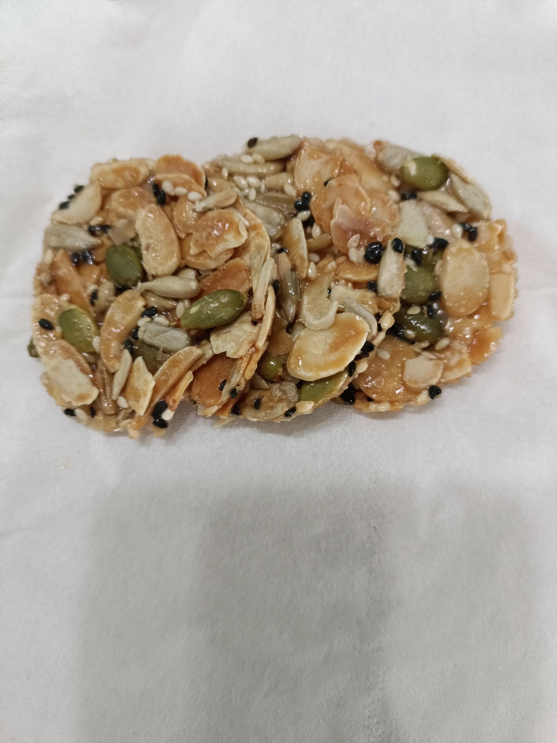 Almond Mixed Nut Cookies 杏仁什豆饼