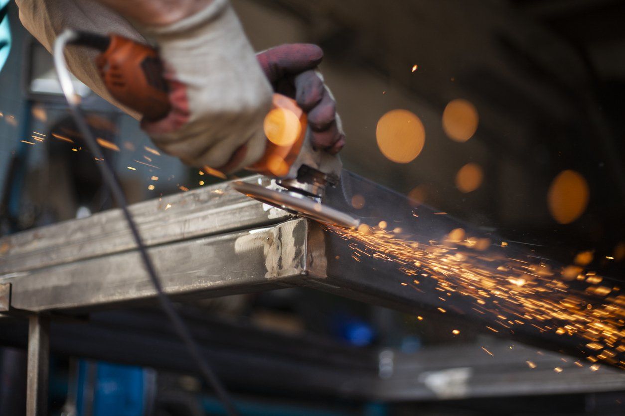 Tecnomit srls lavorazione del ferro e dell'inox saldatura e verniciatura