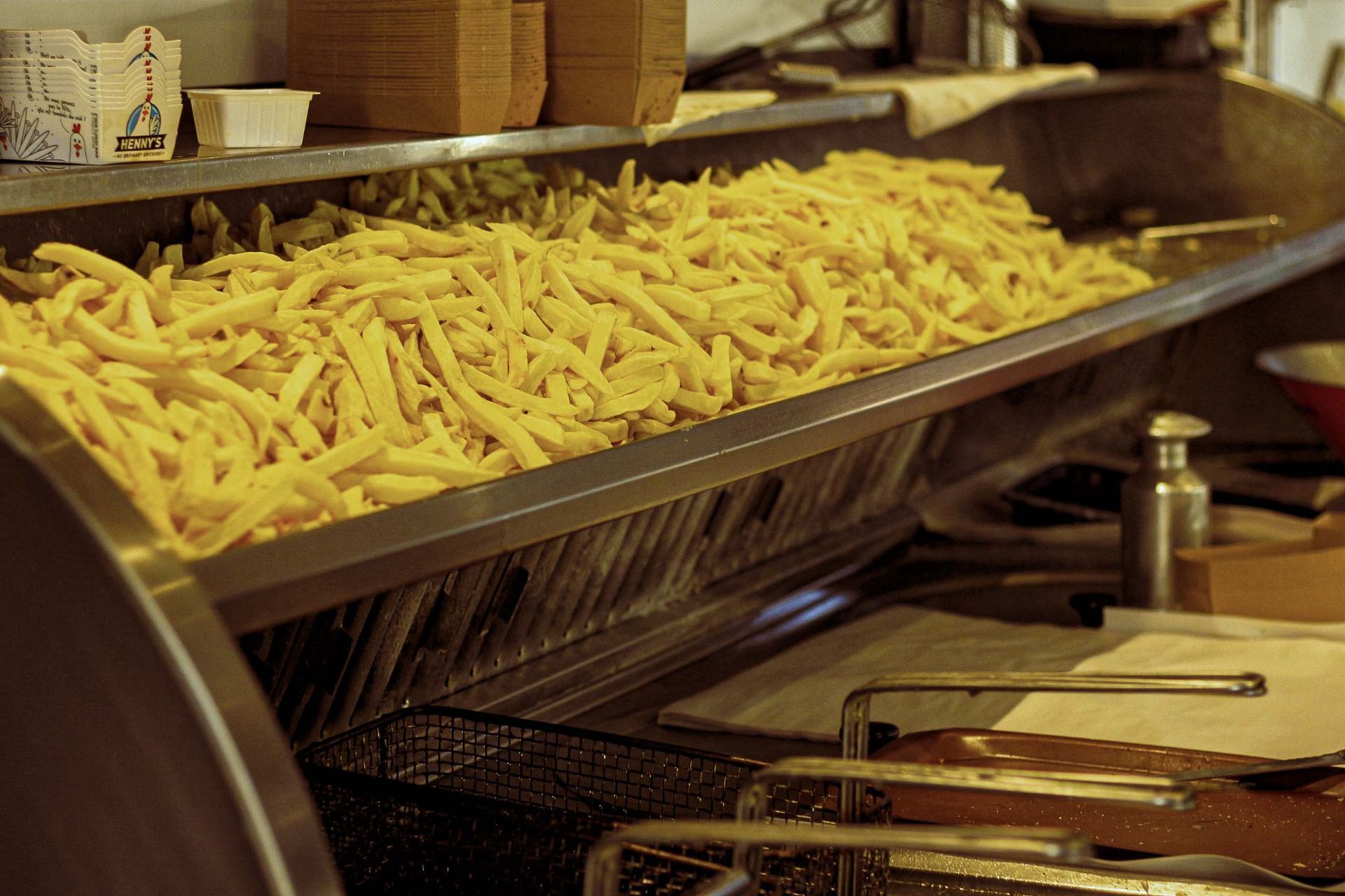 frites cuites dans de la graisse végétale - friterie chez clementine - uccle