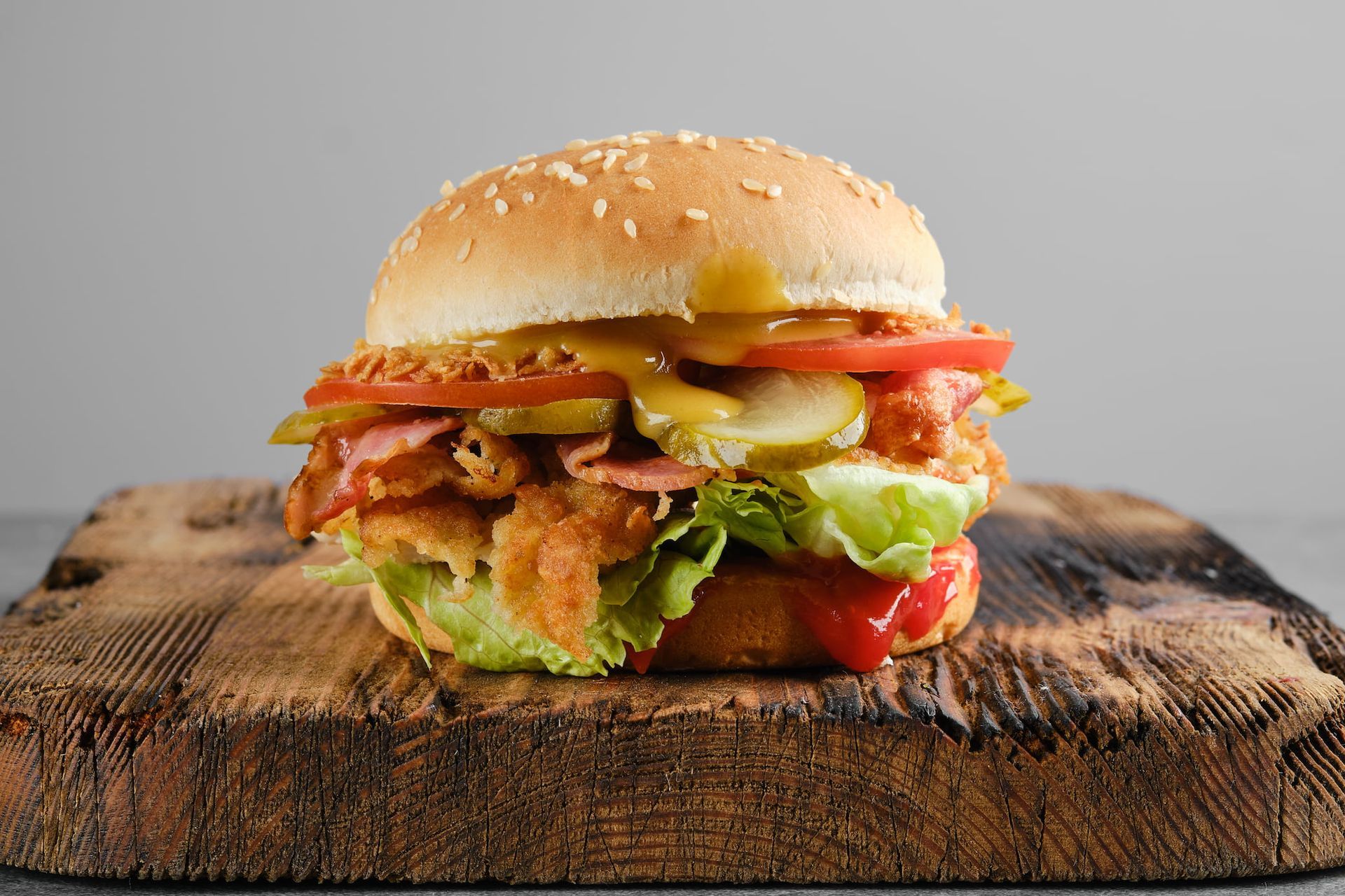 Chez clémentine - friterie - uccle - bruxelles - burger maison avec vraie viande