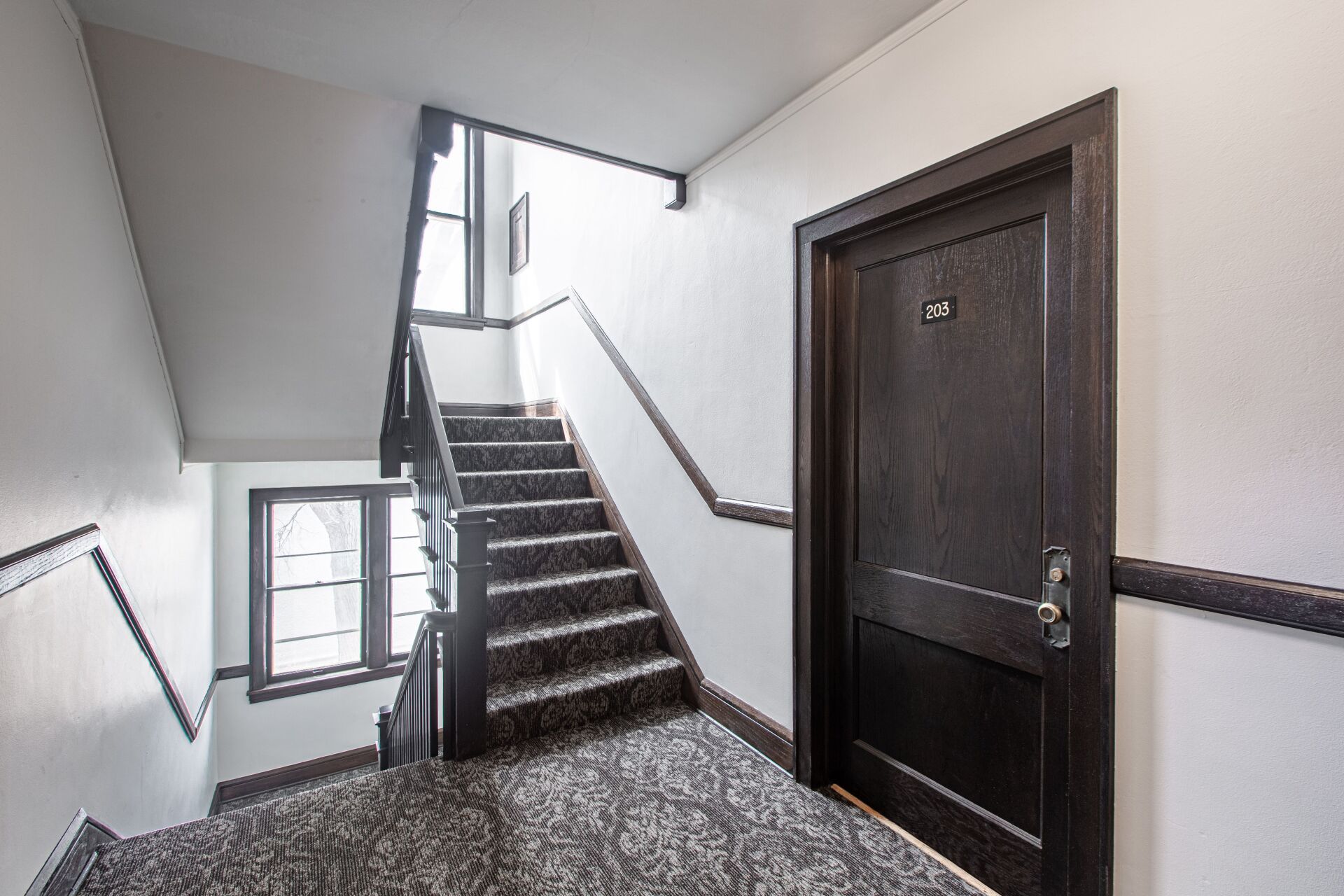 1435 West 31st St Stairs