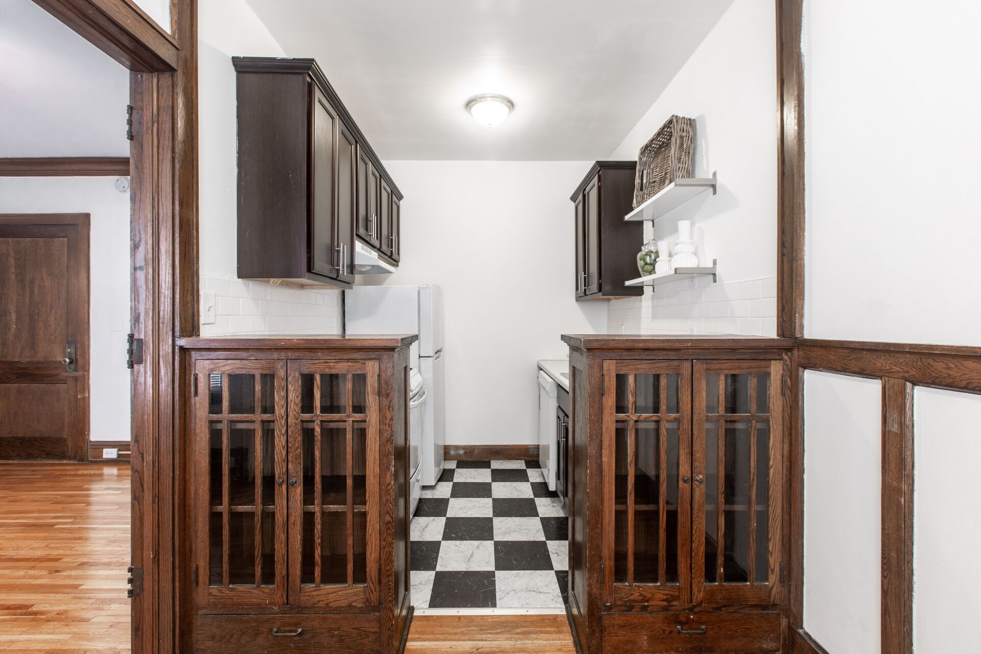 1435 West 31st St Kitchen