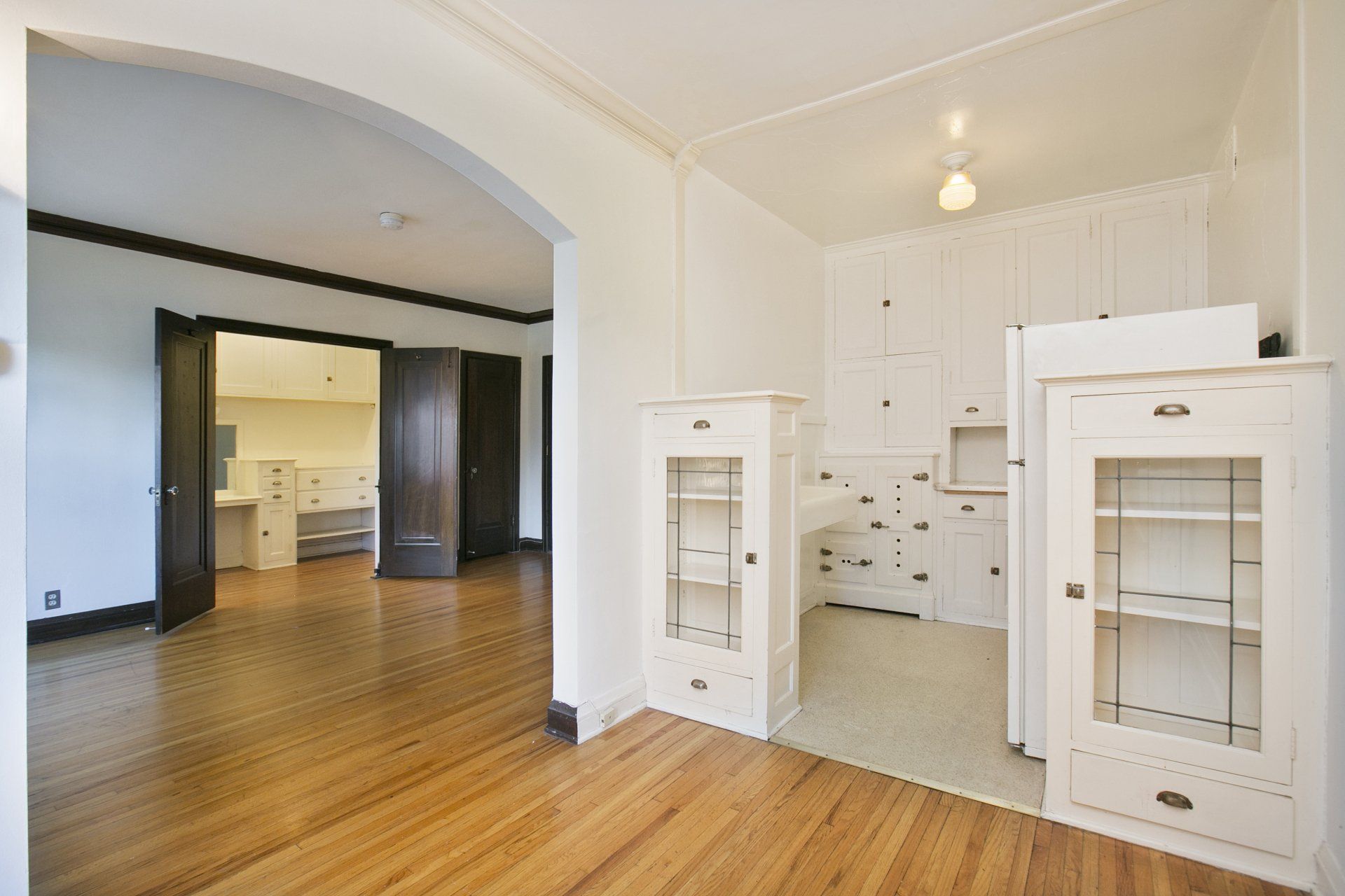 2120 Aldrich Ave S Kirchen