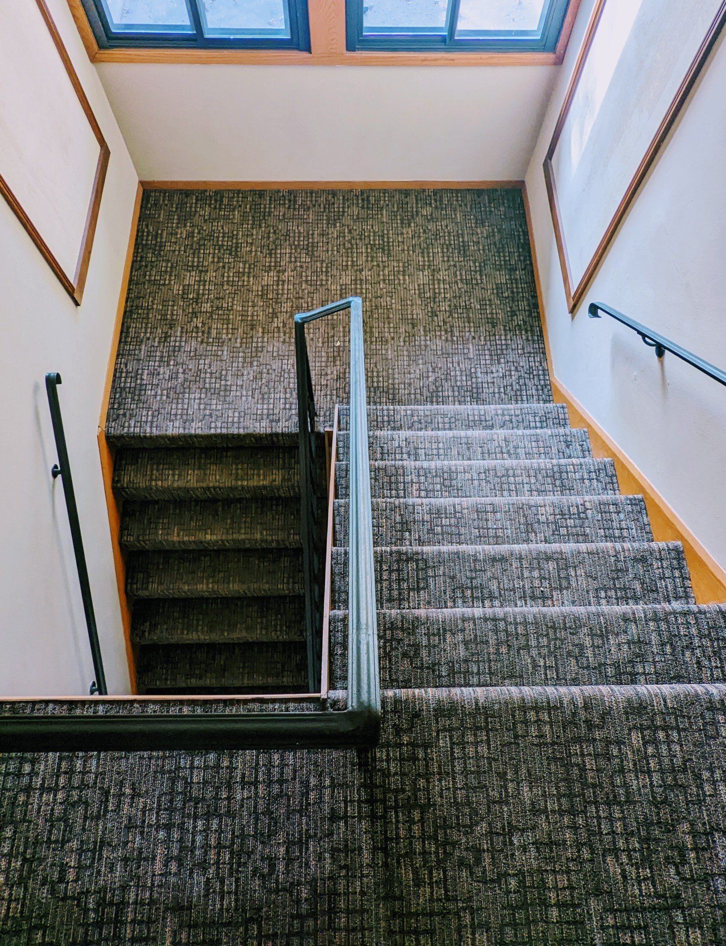 2211 Colfax Ave S Hallway