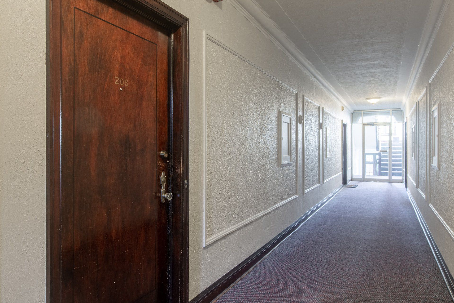 2610 & 2618 Fremont Ave S Hallway