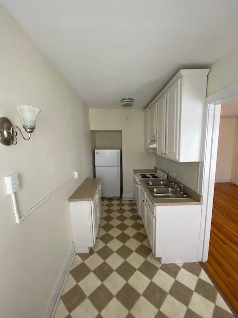 Belmont Apartments Kitchen