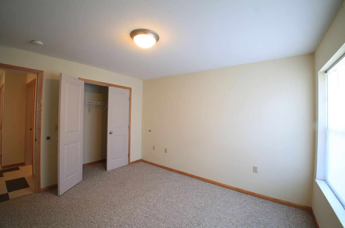 Buffalo Heights Apartments Bedroom