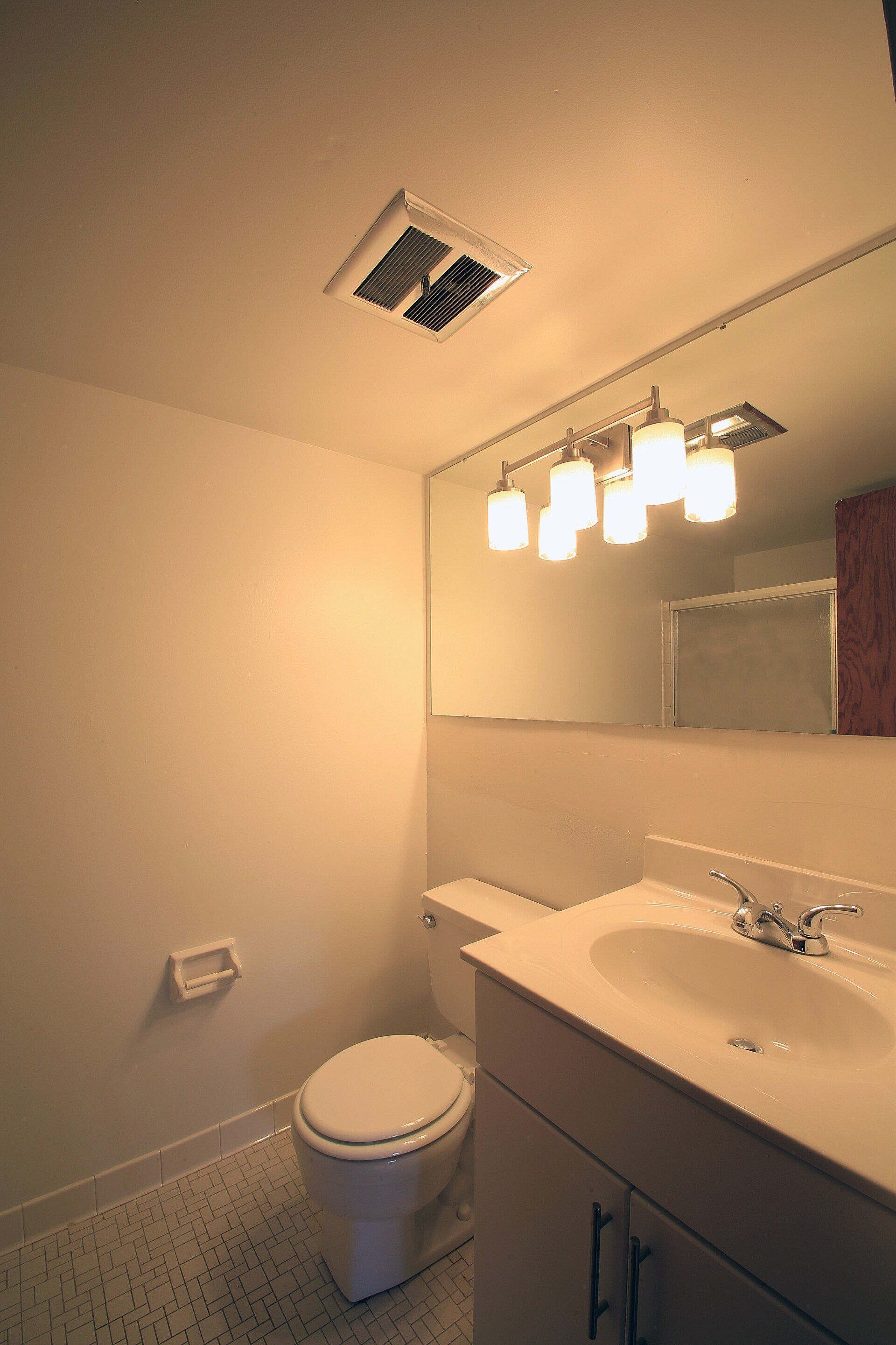 Duluth Street Flats Bathroom