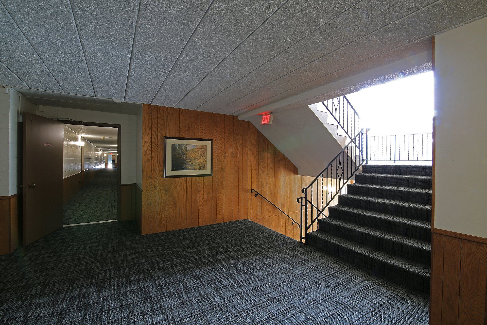 Duluth Street Flats Hallway