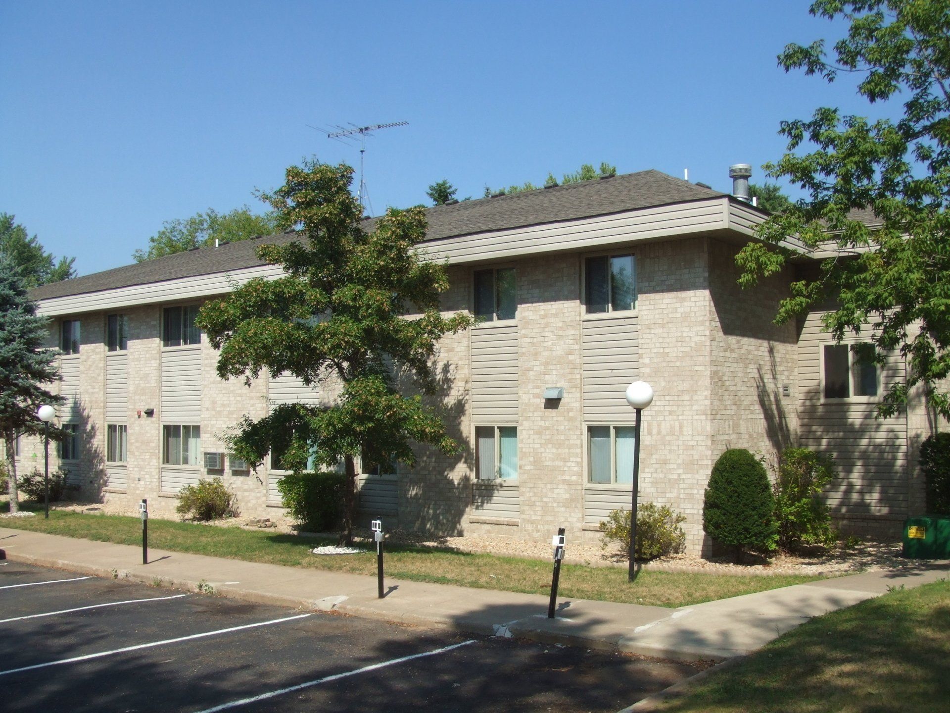 Evergreen Apartments