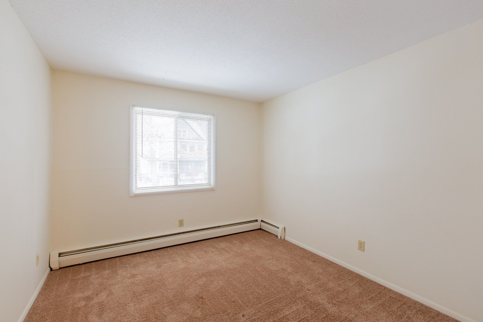 2626 Fremont Ave S Bedroom