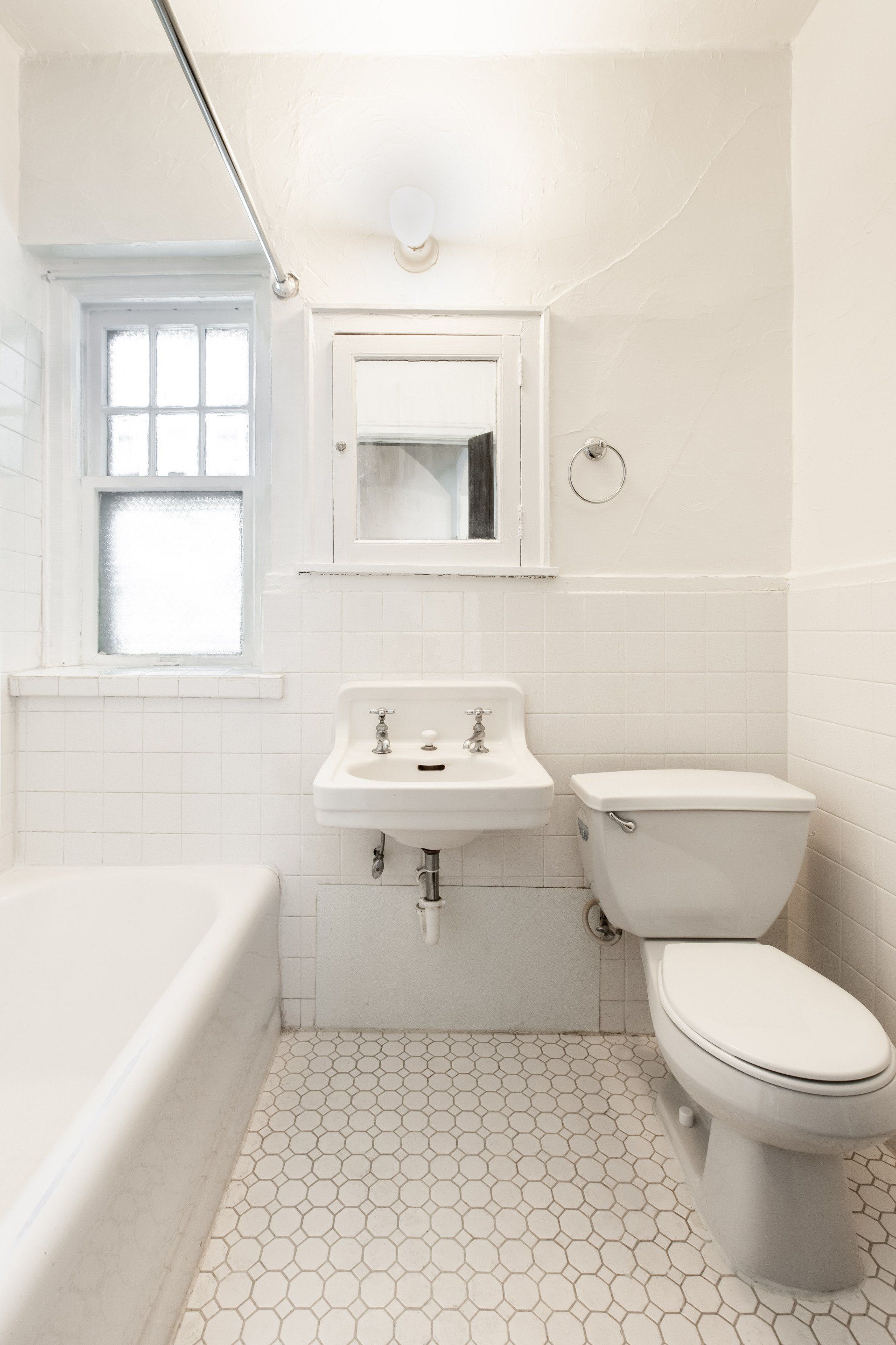 2610 & 2618 Fremont Ave S Bathroom