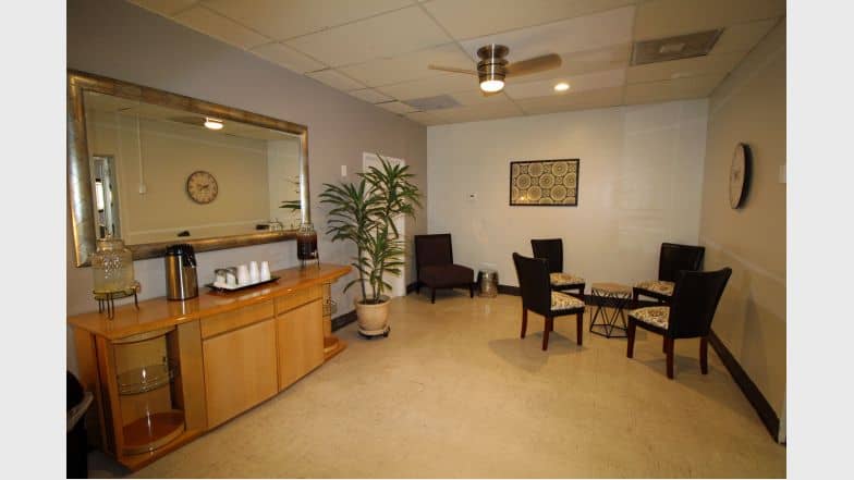 Country Hills Apartment Homes Photos