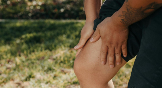 Managing Seasonal Joint Pain: Tips for Autumn Weather Changes ​| PTCOA
