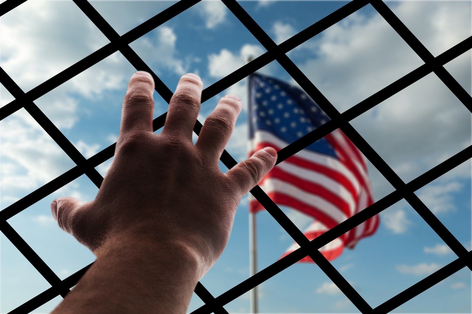 Defensa de Deportation In los Estados Unidos con Abogada Ralip Hernandez