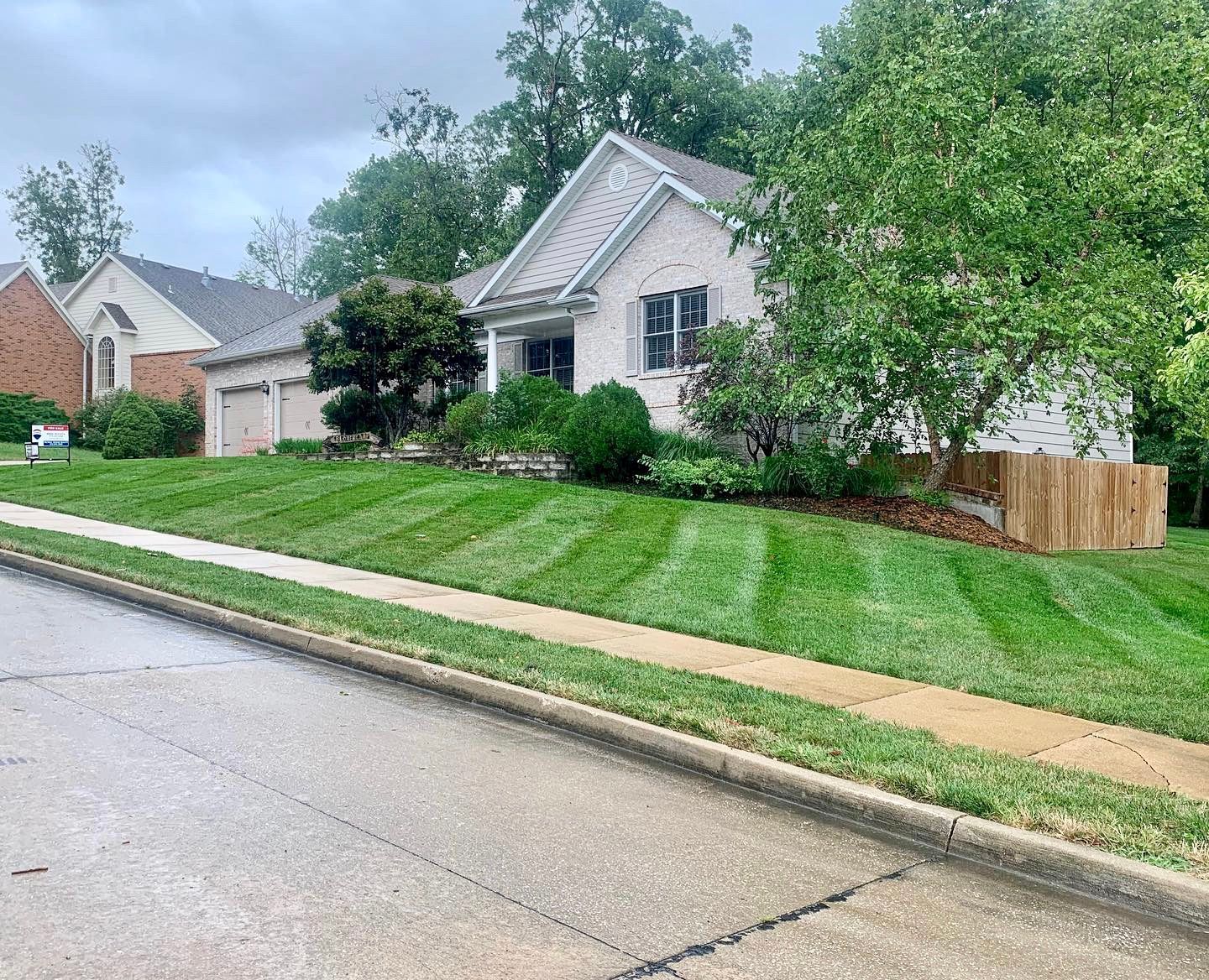 Affordable Lawn Maintenance in Columbia, Missouri - Quality Cut Lawn Care