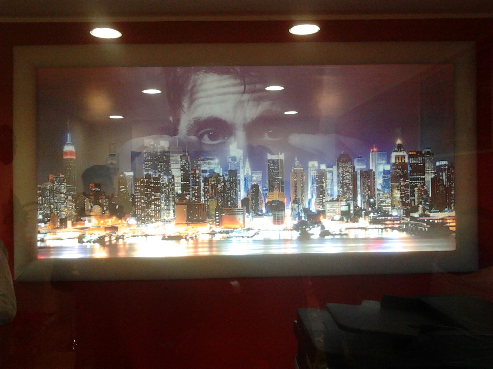 installazione luminosa per interno di un bar