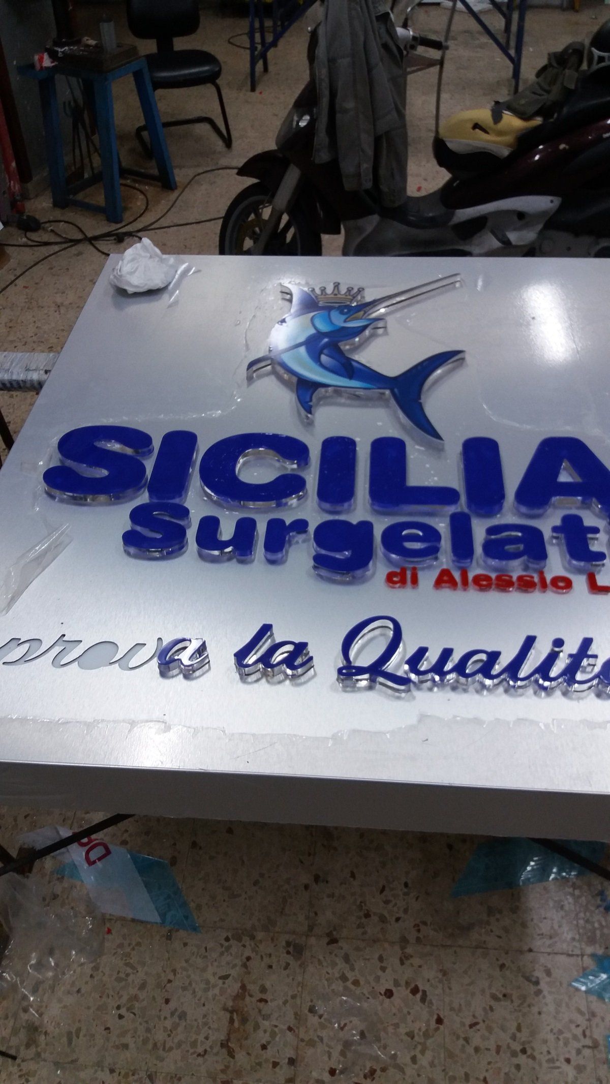 insegna di una pescheria