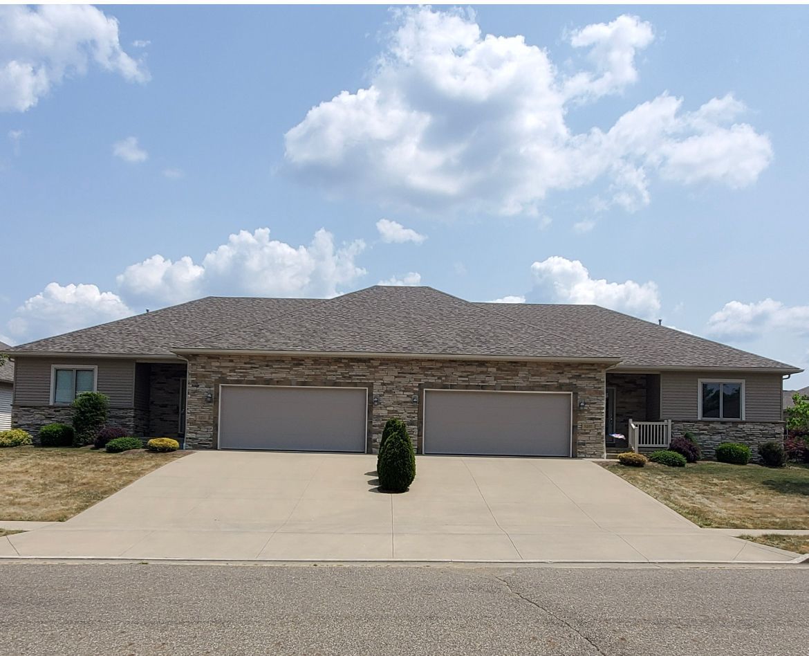 New roof on one story house