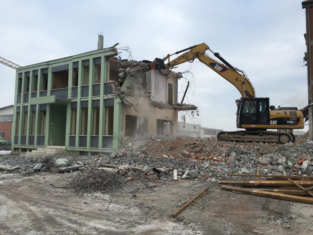 demolizioni con bobcat