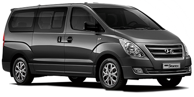 一輛灰色的貨車停在白色背景上。