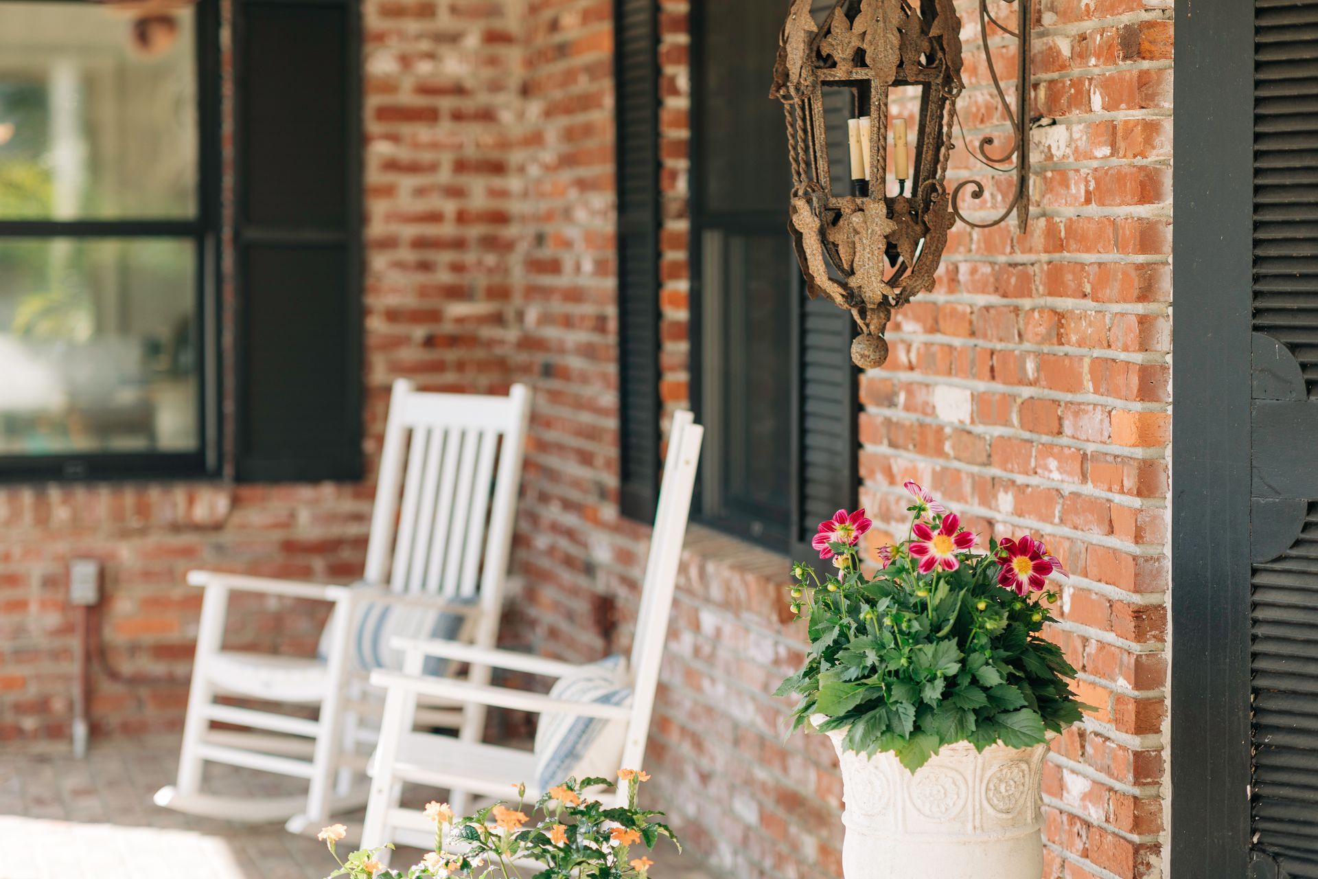 Front porch rocking chairs