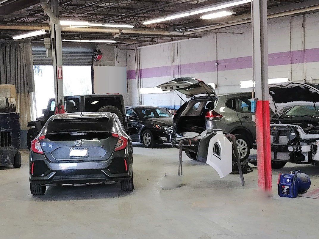 Auto Frame Repair Chicago, IL Dayton Auto Rebuilders