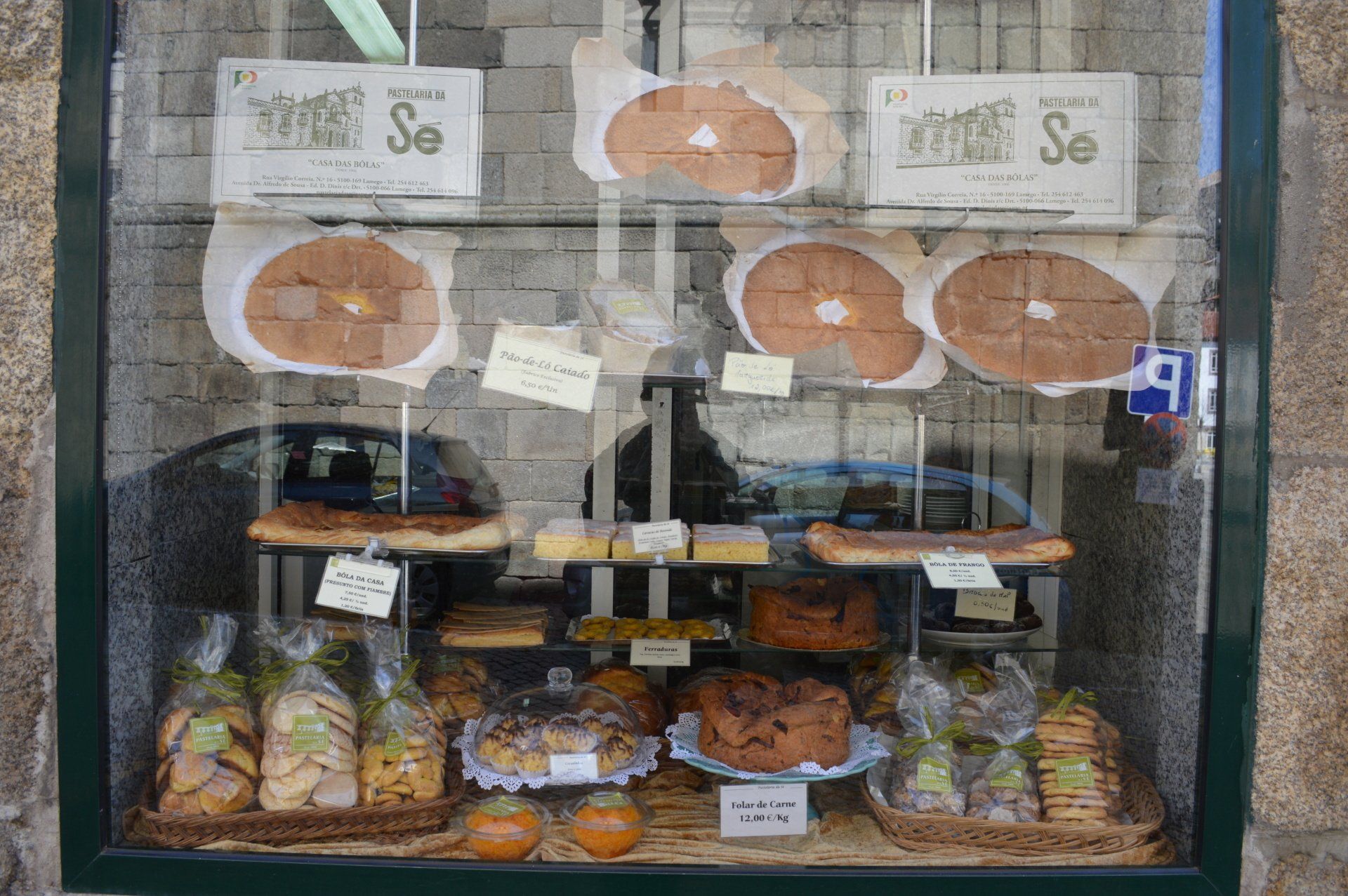 Doces numa Pastelaria do Douro