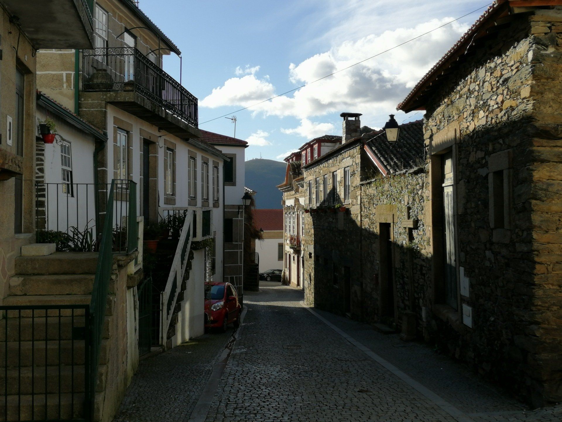 Het wijndorp Provesende