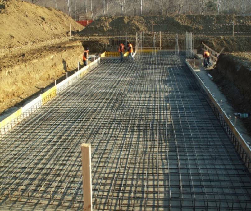 Costruzione fondamenta edili