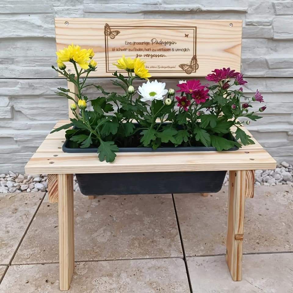 Blumenbänkchen