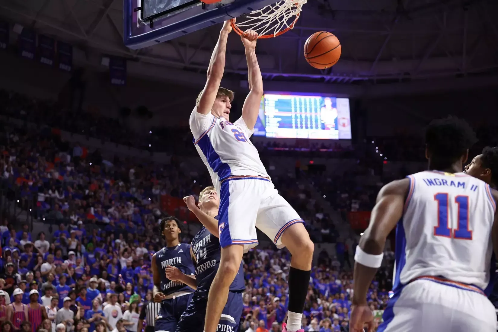 Condon Shines as Gators Rout Ospreys in Home Opener