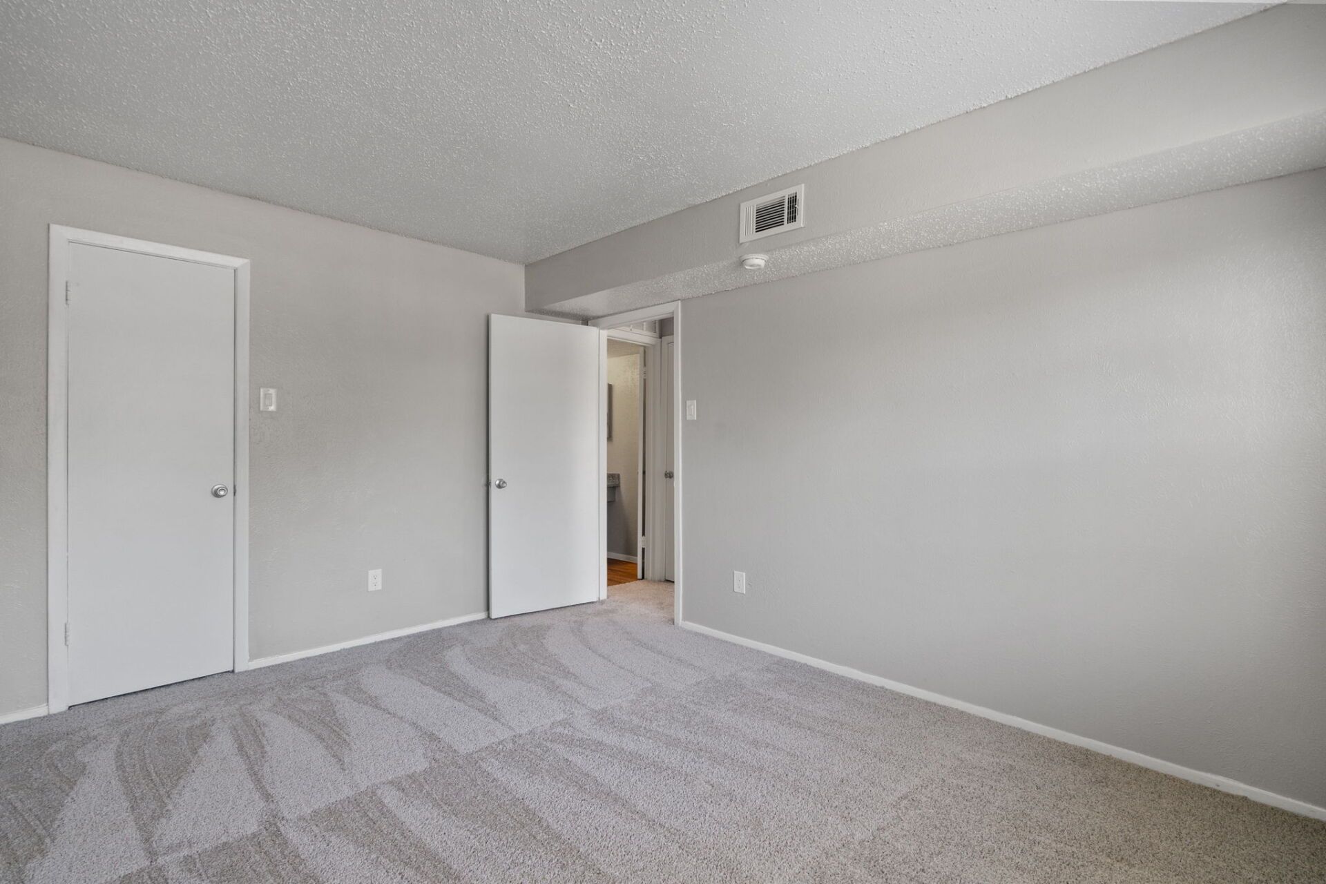 Home Park Plaza Apartments Fort Worth, TX