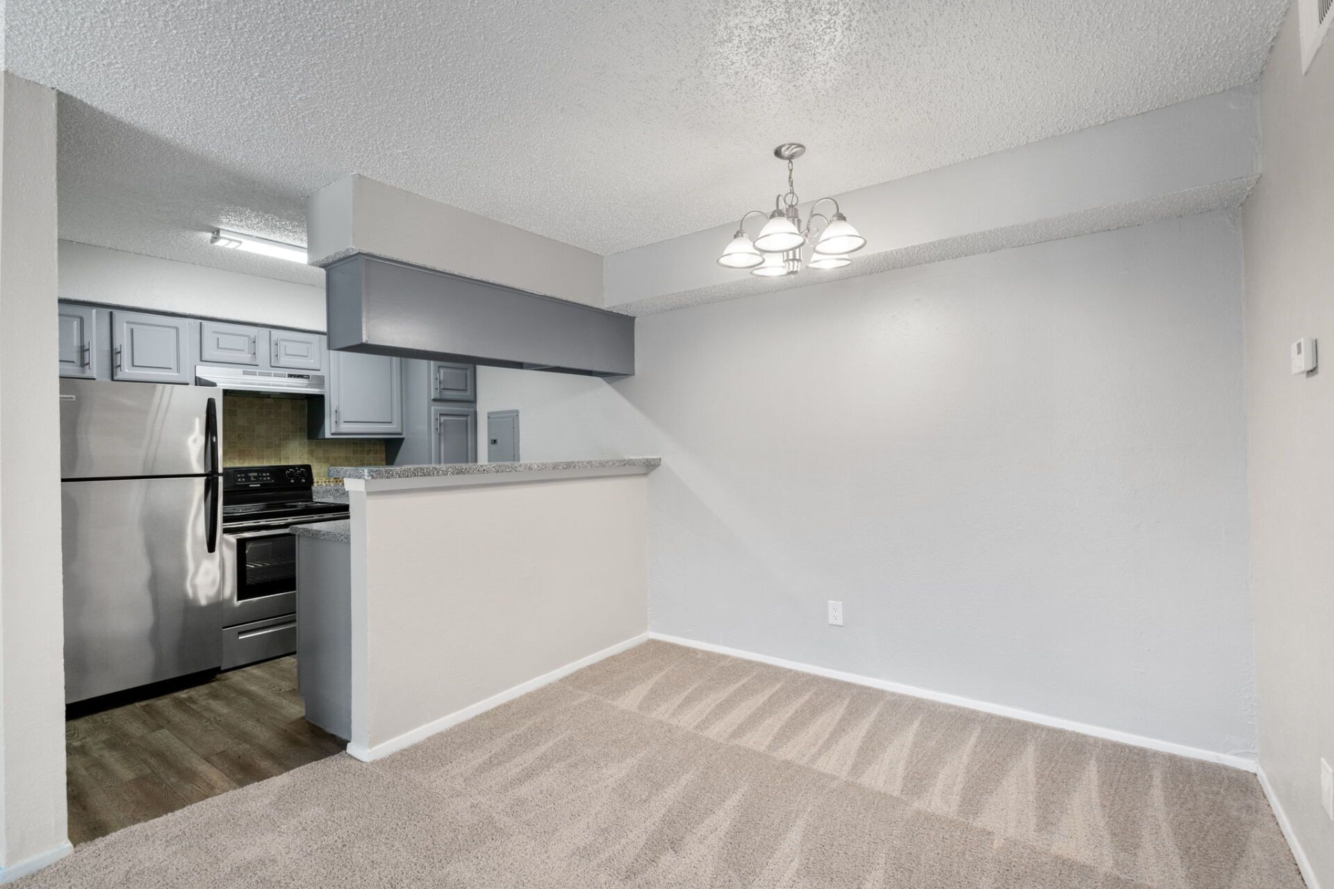 Home Park Plaza Apartments Fort Worth, TX