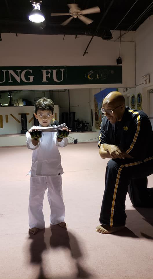 The word placeholder is on a gray background.