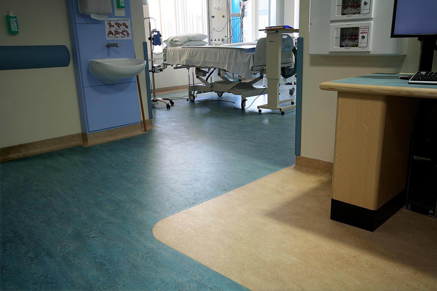 green and cream rubber flooring